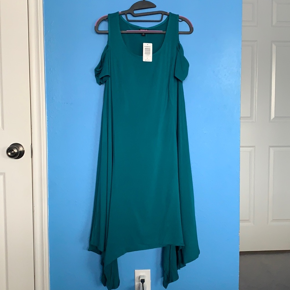 Torrid Aqua Cold Shoulder Handkerchief Dress in Size 00